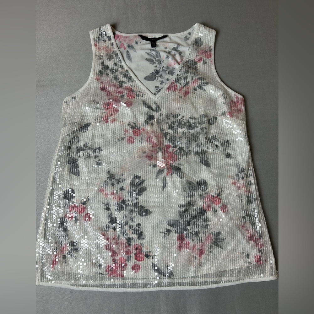 White House Black Market Top Size XS Overlay Sleeveless Sequins Floral